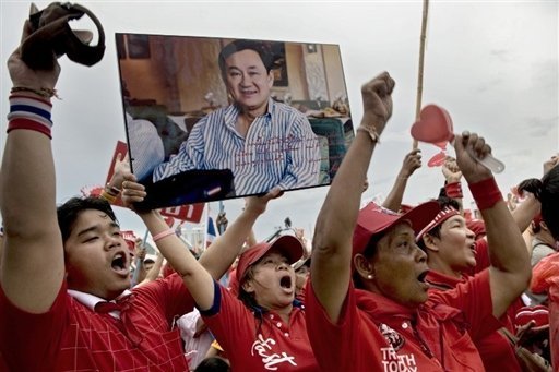 thaksin red shirt rally in bangkok