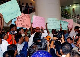 hindraf kampung buah pala protest at penang kamtar 300609 02