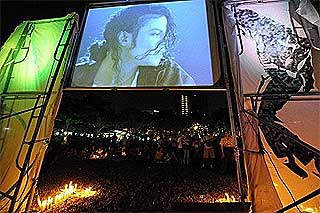 michael jackson funeral 290609 03
