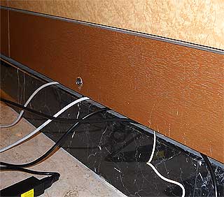 parliament lock on electrical power point 290609 02