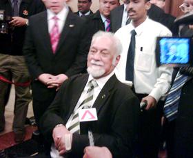 parliament 020709 karpal kick out