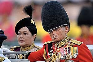 thailand foreign media club royal slur probe 030709 01
