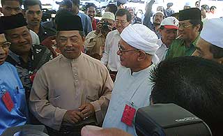 pas candidate and leaders manek urai by election nomination day 060709 28