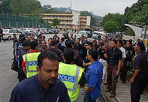 anwar sodomy 2 duta court hearing pkr leaders 080709 08