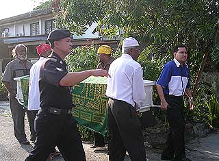 mohan singh funeral 060709 02