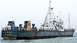 kang nam 1 north kore cargo freighter ship weapons to myanmar  malaysia bank suspected money laundering 060709