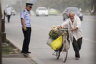 china muslim ethnic group riot 060709 04
