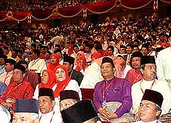 umno delegates in assembly hall 03 180904