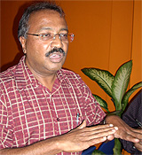 uthayakumar money 290809 uthaya