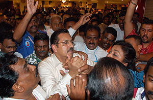 mic elections 120909 subra mobbed