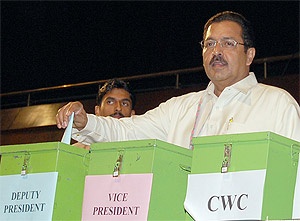 mic election 120909 subra