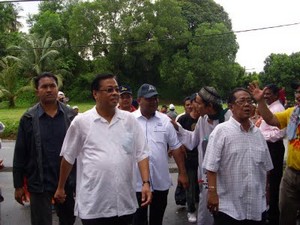 pas denied abdul azeez beaten 051009 02