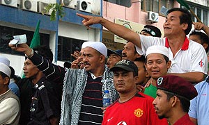 bagan pinang nomination 031009 taunting