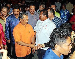 bagan pinang by-election 091009 arrival of muhyiddin