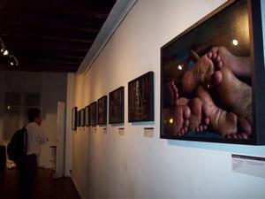 no refugee exhibition 151009-07.jpg