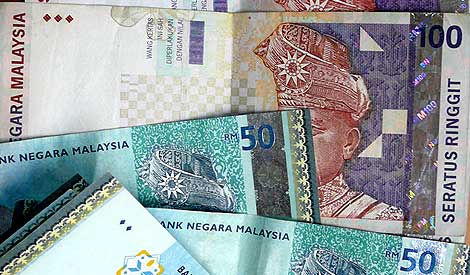 Ringgit expected to oscillate between 3.80 to 3.95 in Q1 this year