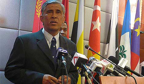 Rombakan besar-besaran SPRM, dua pegawai kanan berundur