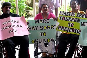 oku protest against macc 180110 07