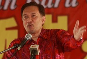 pkr cny open house 270210  anwar