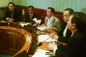 pakatan pre council meeting 150310