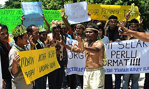 orang asli protest in putrajaya 170310