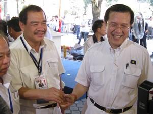 mca polls 280310 ong tee keat and kong cho ha