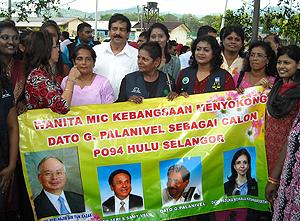 najib visit to kuala kubu 030410 08