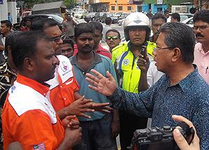 hrp protest police killing ipoh 100410 agrument with police