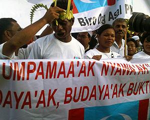 hulu selangor by-election nomination 170410 orang asli supporters