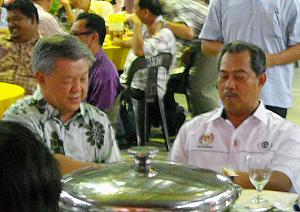 hulu selangor by-election 230410 muhyiddin give allocation to khing ming chinese school 04
