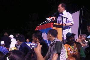 hulu selangor by-election 240410 pakatan kkb stadium ceramah anwar 02