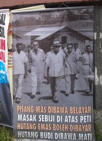 hulu selangor by election felda poster tun razak 240410
