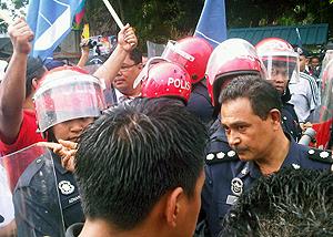 hulu selangor by-election voting day 250410 police