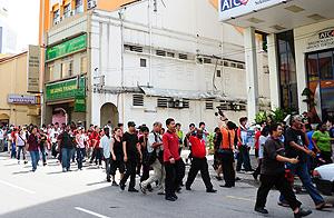 may first worker against gst gathering 010510 crowd petaling street