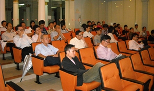 forum on one malaysia two social contract 290410 crowd