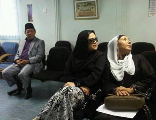 bung mokhtar zizie at syariah court