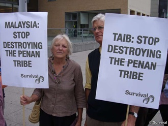 protest against taib mahmud in oxford university london