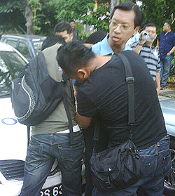 kerinchi protes arrest 090810 rozan mat sarip