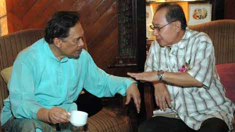 anwar and jeffrey in KK