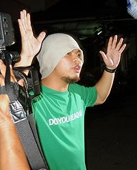 namewee go to ttdi police station 310810 01