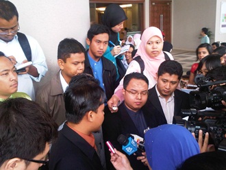 rosmah in graffiti case universiti malaya student activists