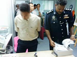 zunar arrested under sedition act 240910 06