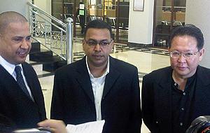 firm suit against Measat 280910 lawyer ravi sodhi along with v vijaya kumar and chew weng kiat 02
