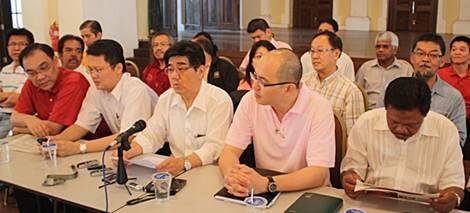 mppp councillors pc demand china press apology 171010 01