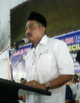 Aziz Yusof BN Galas candidate