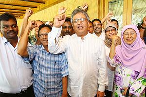 zaid ibrahim pc 091110 supporters