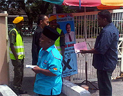 kapar pkr polling 141110 gate