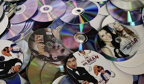 Peniaga didenda RM6,000 jual DVD cetak rompak