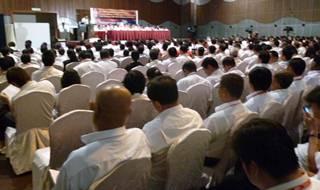 selangor dap convention 281010 crowd from behind