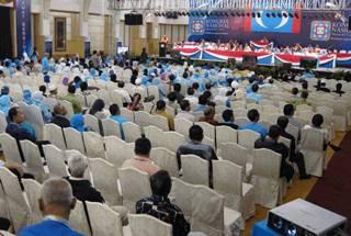 pkr convention 281110 hall